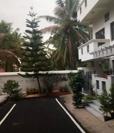 Moodalamane Home Stay - 4Bhk Villa Home Stay Amidst Nature